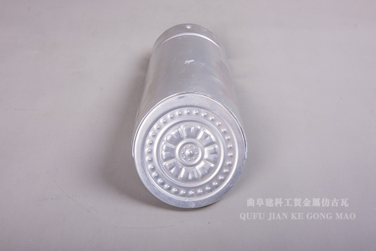 具有防水隔熱的效果，另外古建筑仿古勾頭 的抗風能力和排水性能要比一般的材料好很多