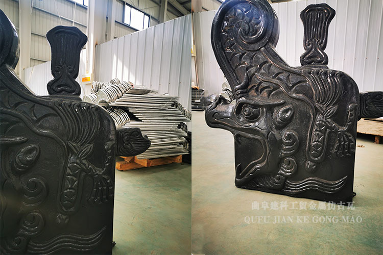 正脊獸、鴟吻的創(chuàng)造實際上是雕塑和建筑的結(jié)合，是建筑空間的外部延續(xù)，也是創(chuàng)造者對地區(qū)建筑文化的理解與情感交流的融貫體現(xiàn)
